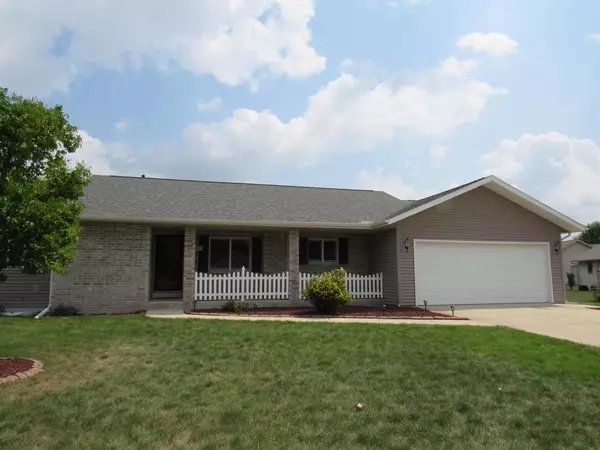 2108 Stonefield Lane, Janesville, WI 53546