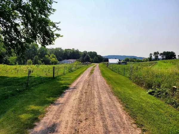 N10040 Jacobson Road, Hixton, WI 54635