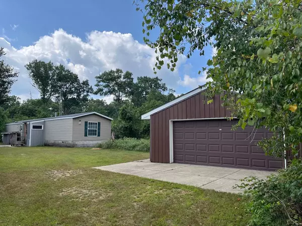 3001 10th Avenue, Grand Marsh, WI 53936