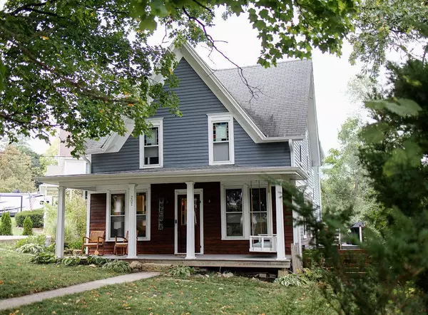 Mineral Point, WI 53565,207 Davis Street