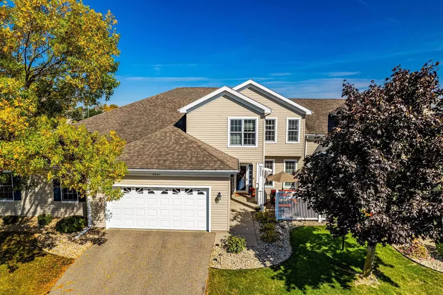 3327 N Stone Creek Circle, Madison, WI 53719