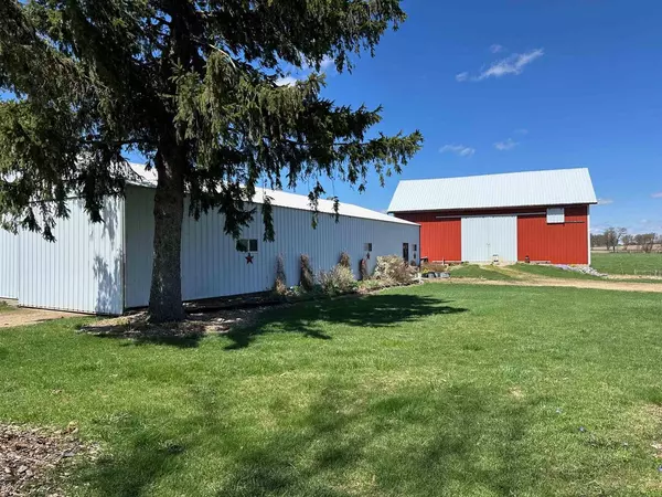 Cambridge, WI 53523,974 County Road B