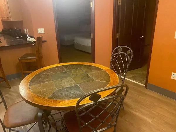 Wisconsin Dells, WI 53965,2411 RIVER Road #2252