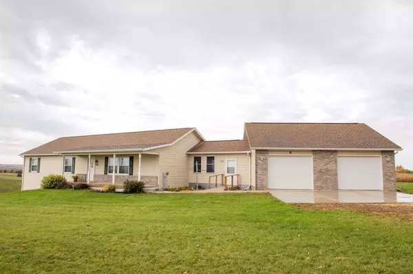 1063 Hageman Road, Belleville, WI 53508