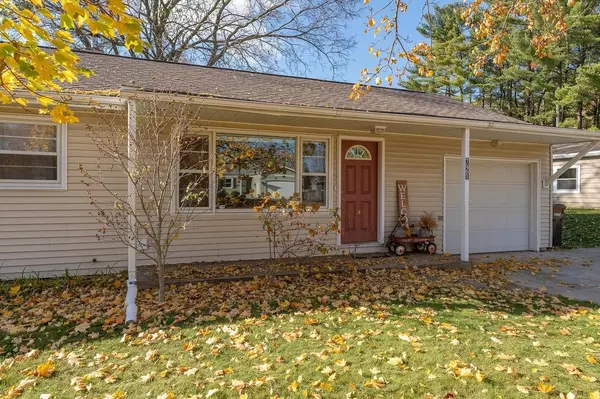 Baraboo, WI 53913,721 Rosemary Lane