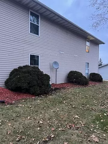 181 S Maple Avenue #15, Slinger, WI 53086