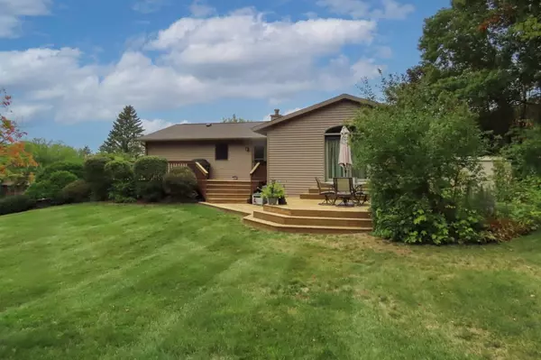 Deforest, WI 53532,3771 Sunny Wood Drive