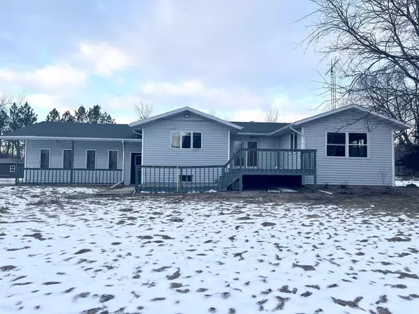 N8616 County Road H, Cambria, WI 53923