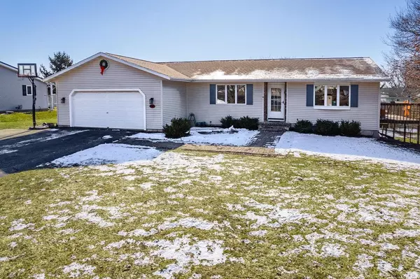 633 Naragansett Avenue, Baraboo, WI 53913