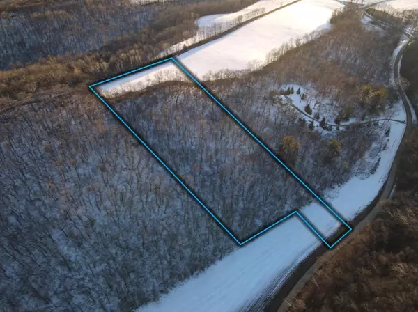 5.57 M/L Acres Moen Valley Road, Black Earth, WI 53515