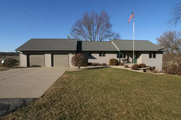 9840 W Gibbs Lake Road, Edgerton, WI 53534