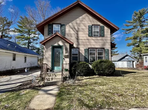 723 Ridge Street, Baraboo, WI 53913