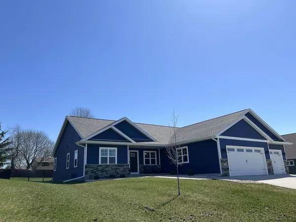 Deforest, WI 53532,6686 Royal View Drive