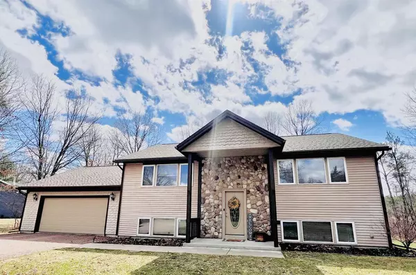 267 Lincoln Court, Nekoosa, WI 54457