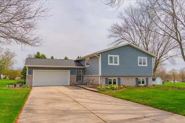 Deforest, WI 53532,3893 Terrace Circle