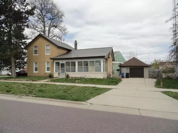 429 W Carroll Street, Portage, WI 53901