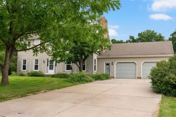 5412 Dennis Drive, Mcfarland, WI 53558