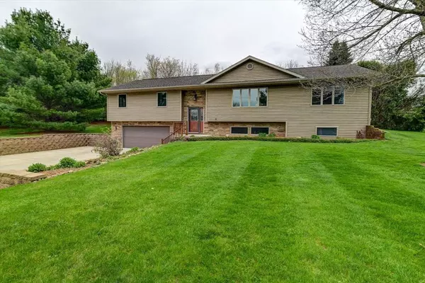 3581 Lake View Drive, Stoughton, WI 53589