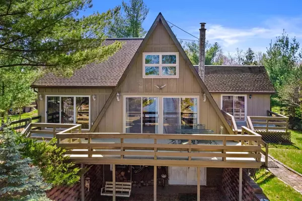 279 Warwick Court, Nekoosa, WI 54457