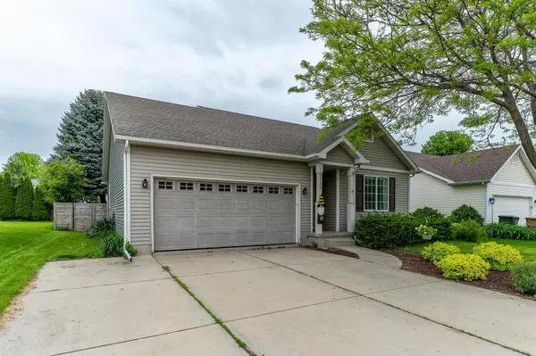 1126 Glacier Hill Drive, Madison, WI 53704