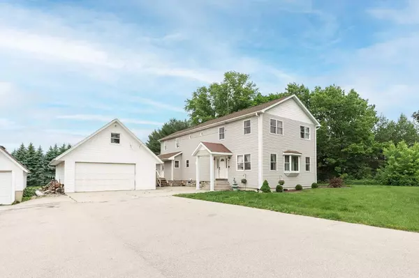 W6904 Schwemmer Lane, Fort Atkinson, WI 53538