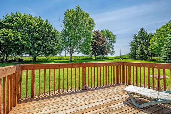 3865 SUNNY WOOD Drive, Deforest, WI 53532