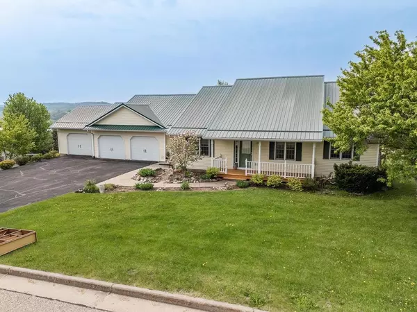 Hillsboro, WI 54634,1101 Knower Avenue