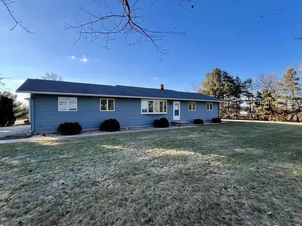 1761 Highway 78, Mount Horeb, WI 53572