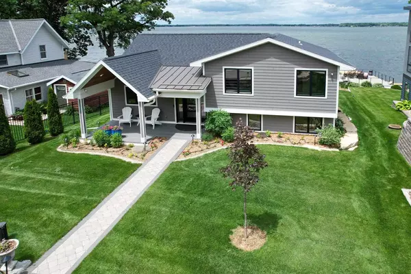 3086 Shadyside Drive, Stoughton, WI 53589