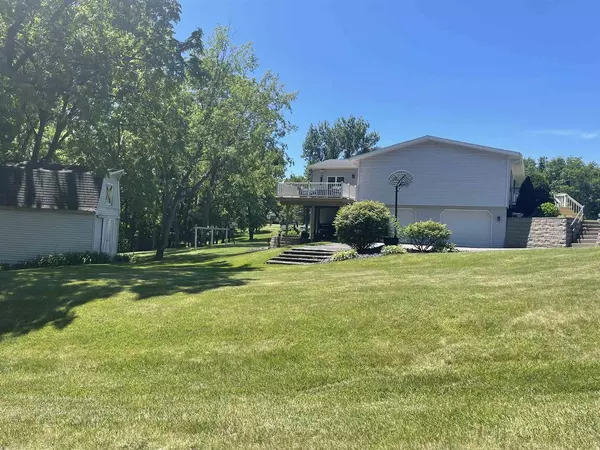 Prairie Du Chien, WI 53821,37707 Maple Lane