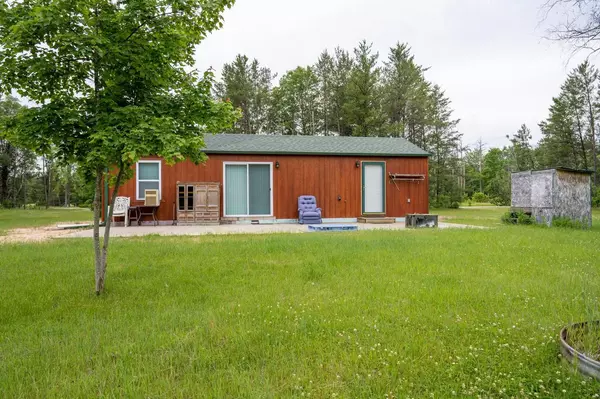 Necedah, WI 54646,W6898 20th Street