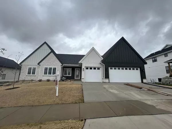 6247 John F Kennedy Drive, Deforest, WI 53532