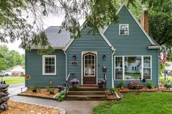 516 Juneau Avenue, Mauston, WI 53948