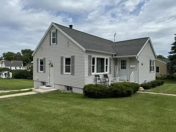 518 W Division Street, Dodgeville, WI 53533
