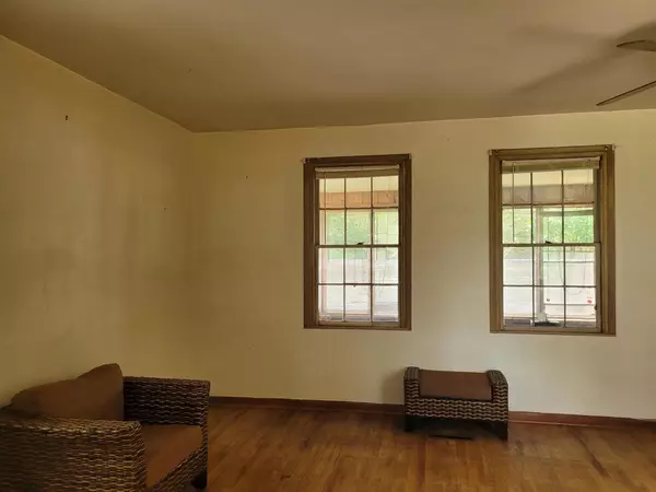 Mineral Point, WI 53565,217 N Chestnut Street