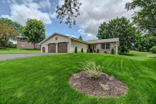 515 Brian Street, Mount Horeb, WI 53572