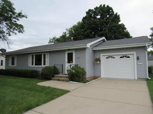 1530 S Marion Avenue, Janesville, WI 53546