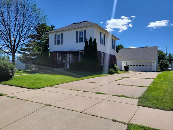 Lancaster, WI 53813,758 N Adams Street