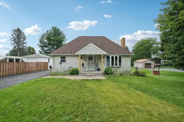 411 E Holum Street, Deforest, WI 53532