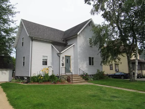 309 S Pine Street, Reedsburg, WI 53959