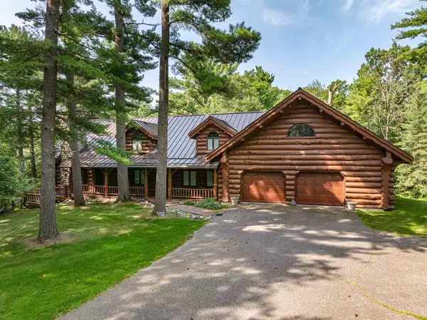 505 Cedar Street, Wisconsin Dells, WI 53965