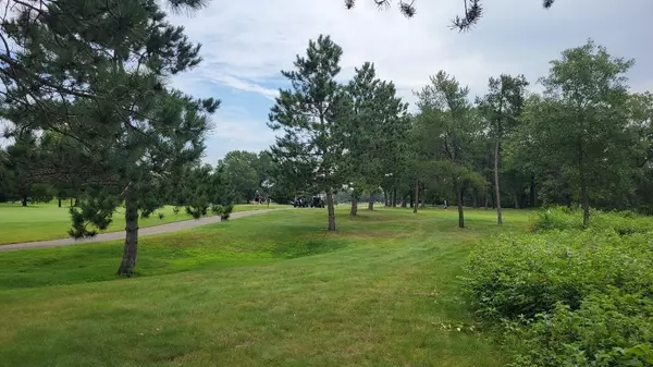 493 St Andrews Trail, Nekoosa, WI 54457