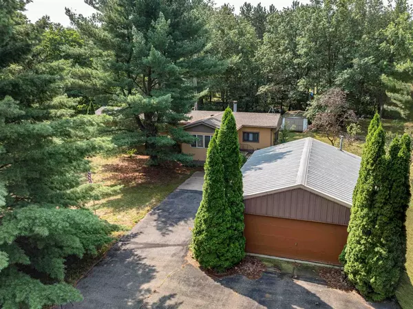 W5561 Sunset Drive, Mauston, WI 53950