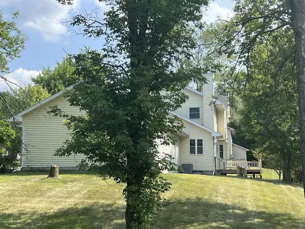 Baraboo, WI 53913,S4329 Fox Hill Circle