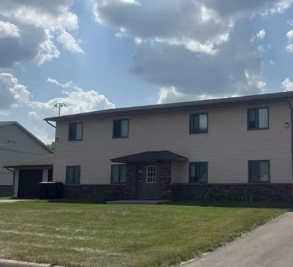 202 Danbury Court, Deforest, WI 53532