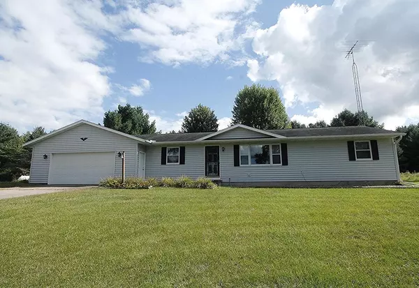 269 County Road EE, Oxford, WI 53952