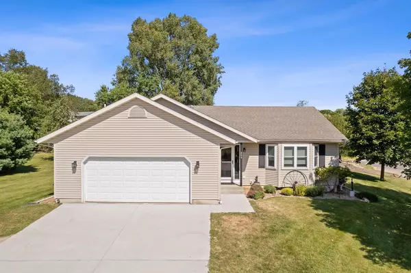 804 Iroquois Circle, Baraboo, WI 53913