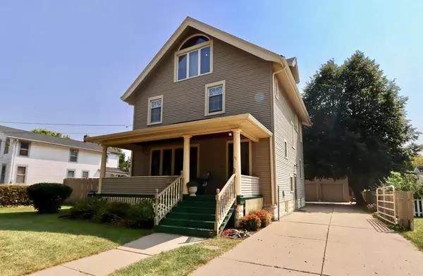 1120 E Milwaukee Street, Janesville, WI 53545