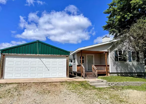 921 S 1st Street, Prairie Du Chien, WI 53821