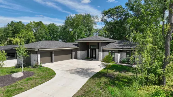 4942 Championship Circle, Waunakee, WI 53597